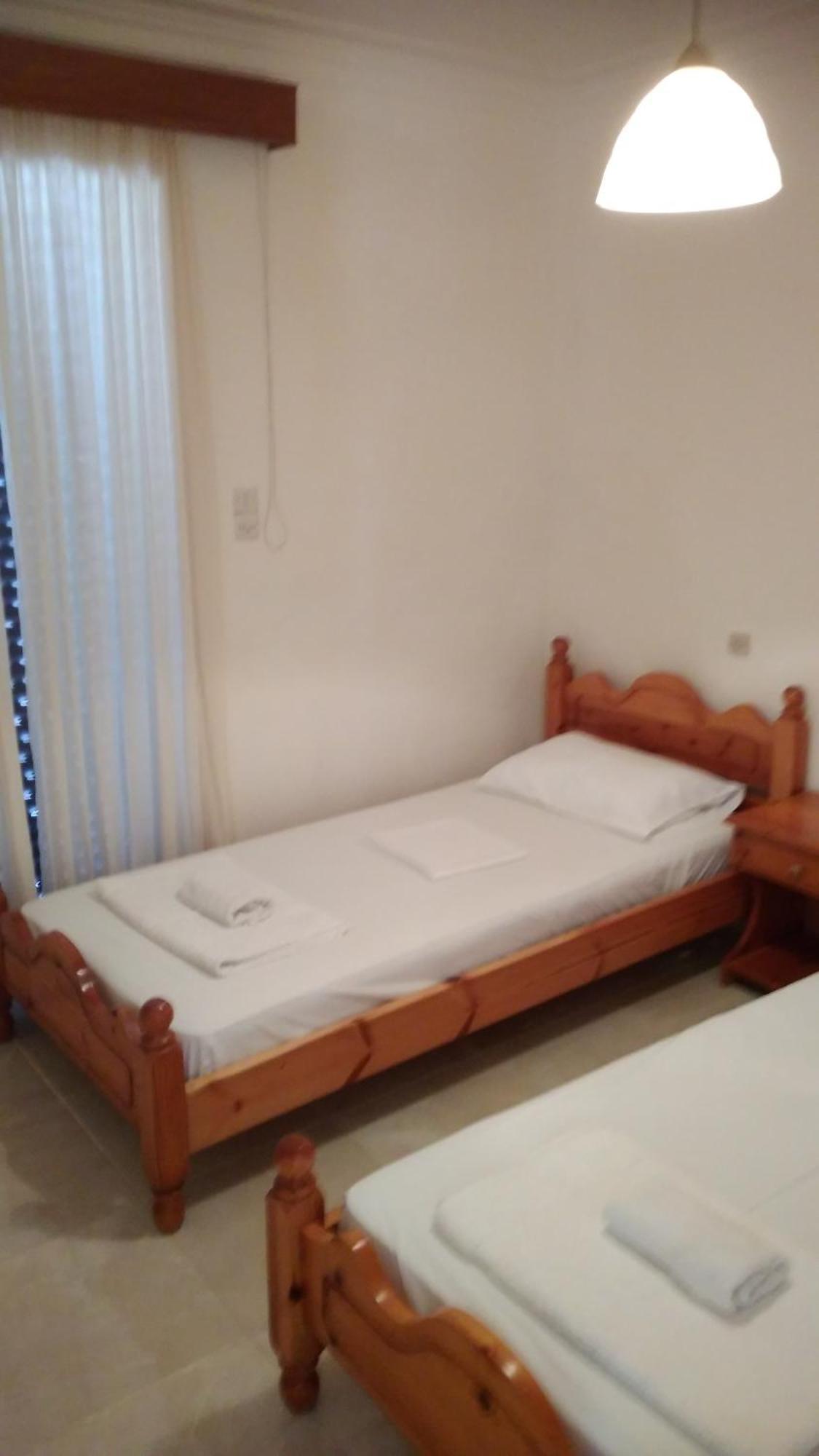 Mina Apartments Karpathos Town  Exterior photo