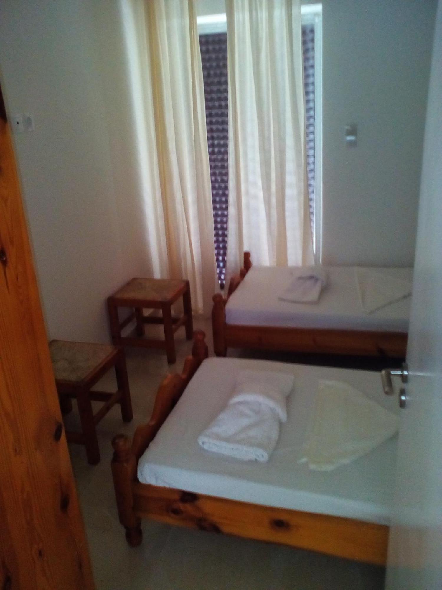 Mina Apartments Karpathos Town  Exterior photo