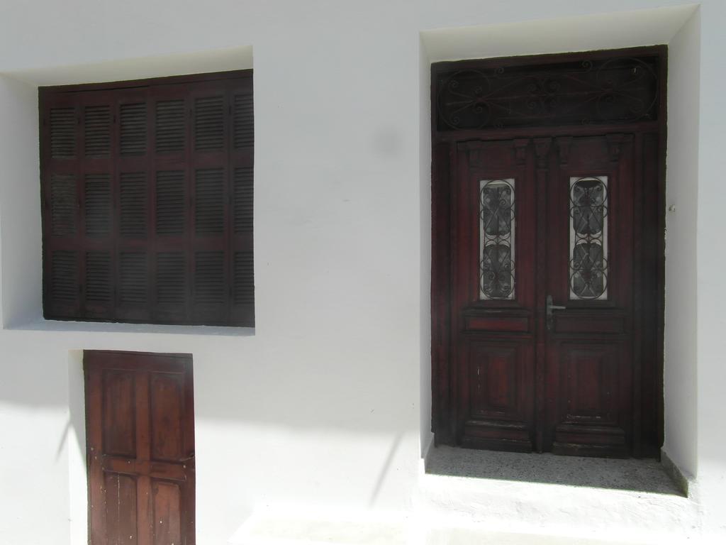 Mina Apartments Karpathos Town  Exterior photo